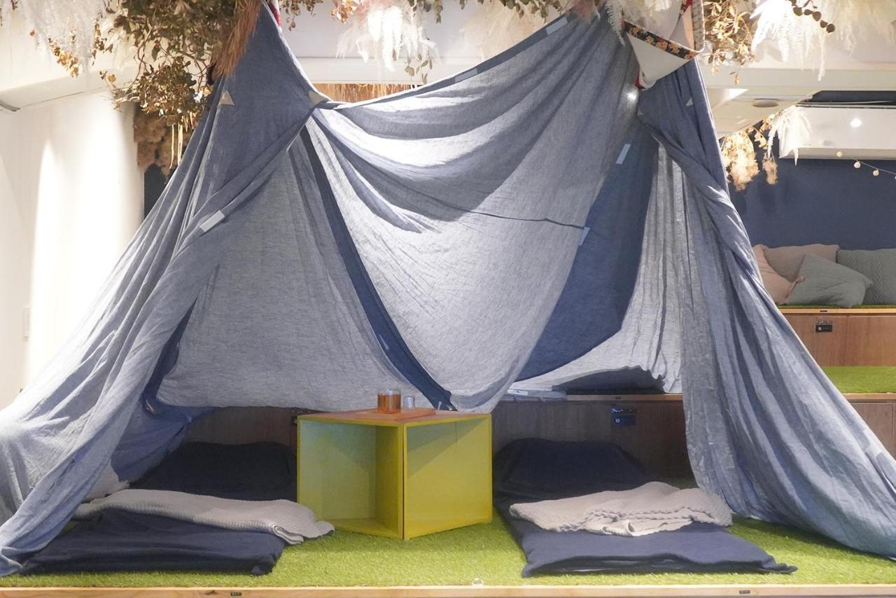 Theater Zzz Hostel Tokyo Bagian luar foto